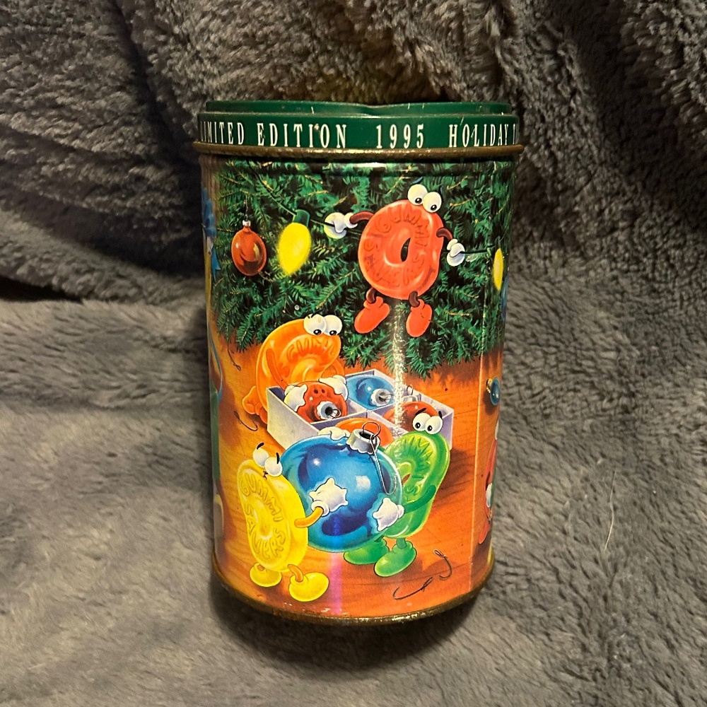 😉Bundle Days😉 1995 Gummy Life Savers Limited Edition Collectors Christmas Tin